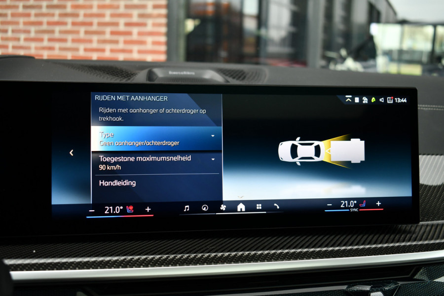 BMW X5 xDrive50e M-Sport Pro Skylounge ACC Trekh B&W Massage Ventilatie Alcantara 22inch