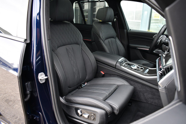 BMW X5 xDrive50e M-Sport Pro Skylounge ACC Trekh B&W Massage Ventilatie Alcantara 22inch