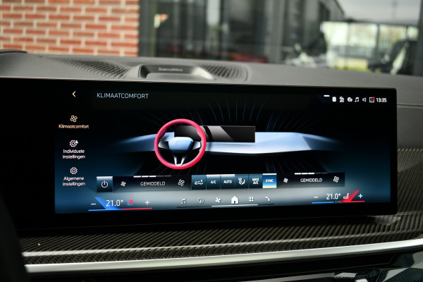 BMW X5 xDrive50e M-Sport Pro Skylounge ACC Trekh B&W Massage Ventilatie Alcantara 22inch
