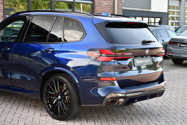 BMW X5 xDrive50e M-Sport Pro Skylounge ACC Trekh B&W Massage Ventilatie Alcantara 22inch
