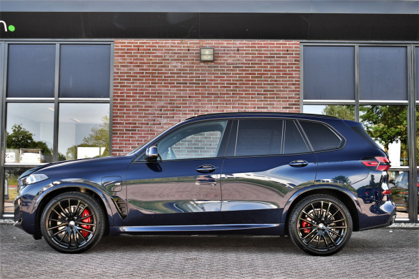 BMW X5 xDrive50e M-Sport Pro Skylounge ACC Trekh B&W Massage Ventilatie Alcantara 22inch