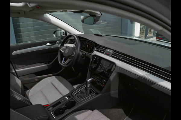 Volkswagen Passat 1.4 TSI PHEV GTE Business Pano|Trekhaak|Headup|Camera|ACC|Stoelverwarming|Ergocomfort|Massage