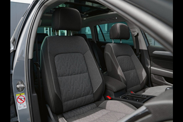 Volkswagen Passat 1.4 TSI PHEV GTE Business Pano|Trekhaak|Headup|Camera|ACC|Stoelverwarming|Ergocomfort|Massage