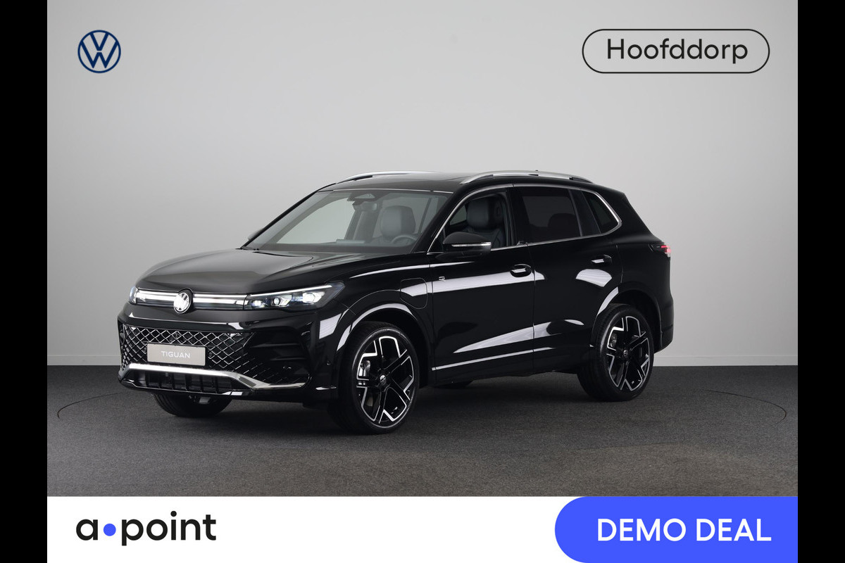 Volkswagen Tiguan R-Line Edition 1.5 eHybrid 272 PK DSG | 20" LM | IQ.Light | 360 graden camera | Panoramadak | Stoelventilatie |