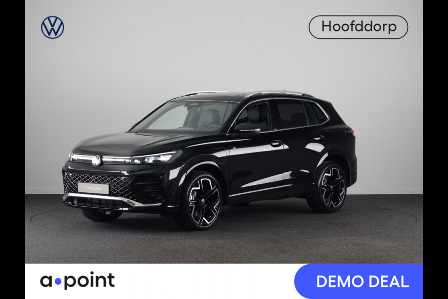 Volkswagen Tiguan R-Line Edition 1.5 eHybrid 272 PK DSG | 20" LM | IQ.Light | 360 graden camera | Panoramadak | Stoelventilatie |