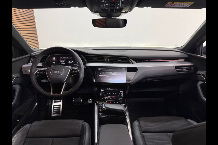 Audi Q8 e-tron 55 quattro S-line Black Edition 115 kWh | 408PK | Pano | Trekhaak | Matrix Led | B&O Sound | Ambient | 21inch |