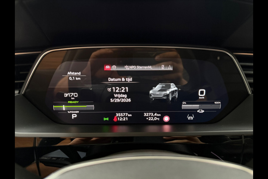 Audi Q8 e-tron 55 quattro S-line Black Edition 115 kWh | 408PK | Pano | Trekhaak | Matrix Led | B&O Sound | Ambient | 21inch |