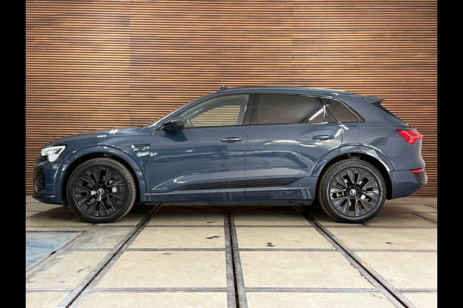 Audi Q8 e-tron 55 quattro S-line Black Edition 115 kWh | 408PK | Pano | Trekhaak | Matrix Led | B&O Sound | Ambient | 21inch |