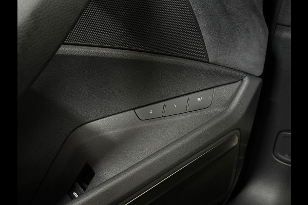 Audi Q8 e-tron 55 quattro S-line Black Edition 115 kWh | 408PK | Pano | Trekhaak | Matrix Led | B&O Sound | Ambient | 21inch |