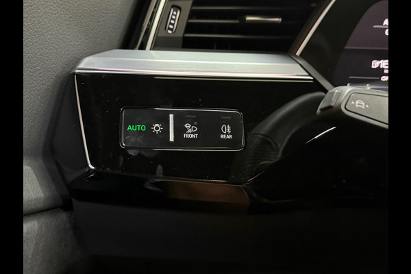 Audi Q8 e-tron 55 quattro S-line Black Edition 115 kWh | 408PK | Pano | Trekhaak | Matrix Led | B&O Sound | Ambient | 21inch |