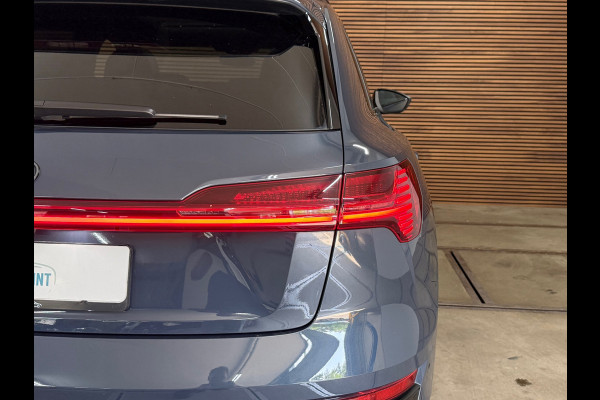 Audi Q8 e-tron 55 quattro S-line Black Edition 115 kWh | 408PK | Pano | Trekhaak | Matrix Led | B&O Sound | Ambient | 21inch |