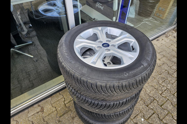 Ford Kuga 2.5 PHEV ST-Line X | Adaptive cruise control | Winter Pack | Head up Display | Dodehoeksensoren | Bang&Olufsen | Nieuwstaat! | Sluitende onderhoudshistorie van Ford! | 2de wielset