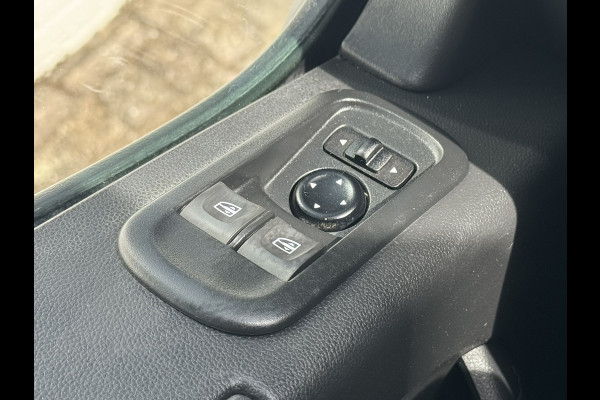 Renault Master T35 2.3 dCi 150 L2H3 3 Zits Trekhaak 3500kg Camera Cruise Carplay Navigatie Airconditioning