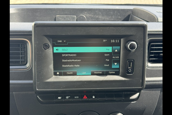 Renault Master T35 2.3 dCi 150 L2H3 3 Zits Trekhaak 3500kg Camera Cruise Carplay Navigatie Airconditioning