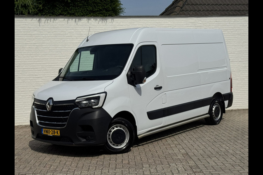 Renault Master T35 2.3 dCi 150 L2H3 3 Zits Trekhaak 3500kg Camera Cruise Carplay Navigatie Airconditioning