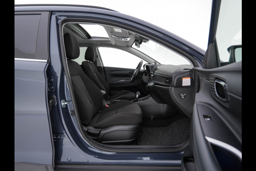 Hyundai Bayon 1.0 T-GDI Premium Sky MHEV (INCL-BTW) *PANO | ADAPTIVE-CRUISE | FULL-LED | BOSE-SOUND | BLINDSPOT | DIGI-COCKPIT | HEATED-SPORTSEATS | CAMERA | DAB | KEYLESS | PRIVACYGLASS | TOWBAR | 16''ALU*