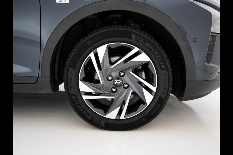 Hyundai Bayon 1.0 T-GDI Premium Sky MHEV (INCL-BTW) *PANO | ADAPTIVE-CRUISE | FULL-LED | BOSE-SOUND | BLINDSPOT | DIGI-COCKPIT | HEATED-SPORTSEATS | CAMERA | DAB | KEYLESS | PRIVACYGLASS | TOWBAR | 16''ALU*