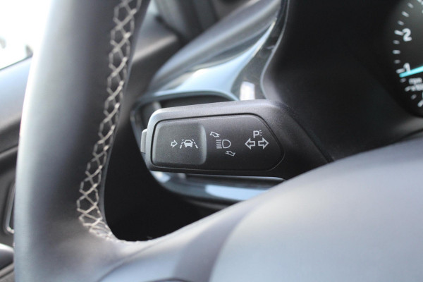 Ford Puma 1.0 EcoBoost Hybrid Titanium | B&O Audio | Stoel + Stuurverwarming | Climate Control | Navigatie | Parkeersensoren | Cruise Control |