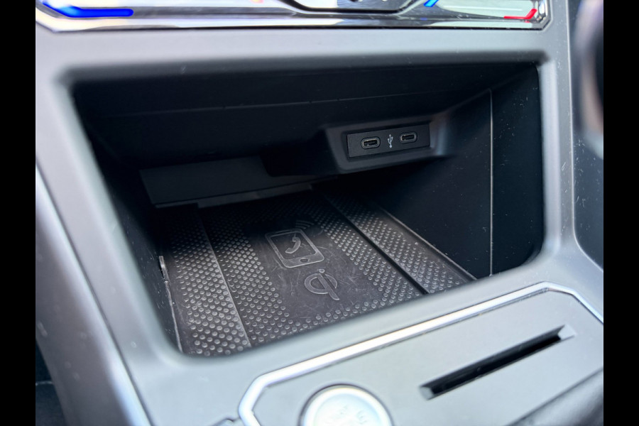 Volkswagen Taigo 1.5 TSI R-Line ACC Pano Virtual Keyless Cam