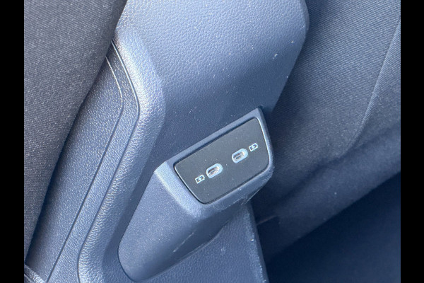 Volkswagen Taigo 1.5 TSI R-Line ACC Pano Virtual Keyless Cam