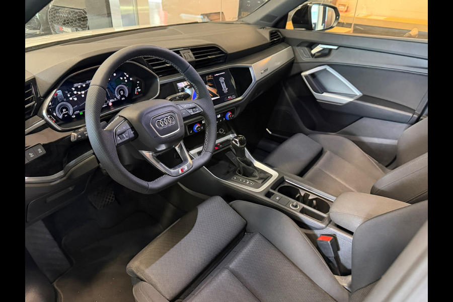 Audi Q3 Sportback 45 TFSI e S line Pano B&O Camera Elec.Kofferklep