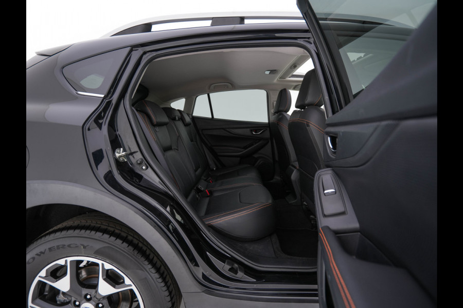 Subaru XV 1.6i Premium AWD Aut *PANO | LEATHER | PRIVACY-GLASS | HEATED-SPORTSEATS | NAVI-FULLMAP | DAB | CAMERA | FULL-LED | TOWBAR | 17' ALU*
