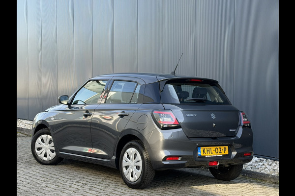 Suzuki Swift 1.2 Comfort Smart Hybrid | Parkeersensoren | Climate control | Carplay/Android