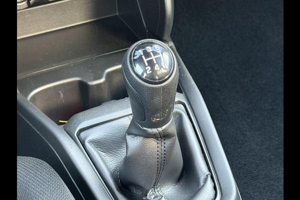 Suzuki Swift 1.2 Comfort Smart Hybrid | Parkeersensoren | Climate control | Carplay/Android