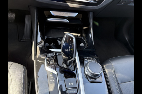 BMW X3 xDrive30i High Executive | M-PAKKET | TREKHAAK 2400kg | STOELVER