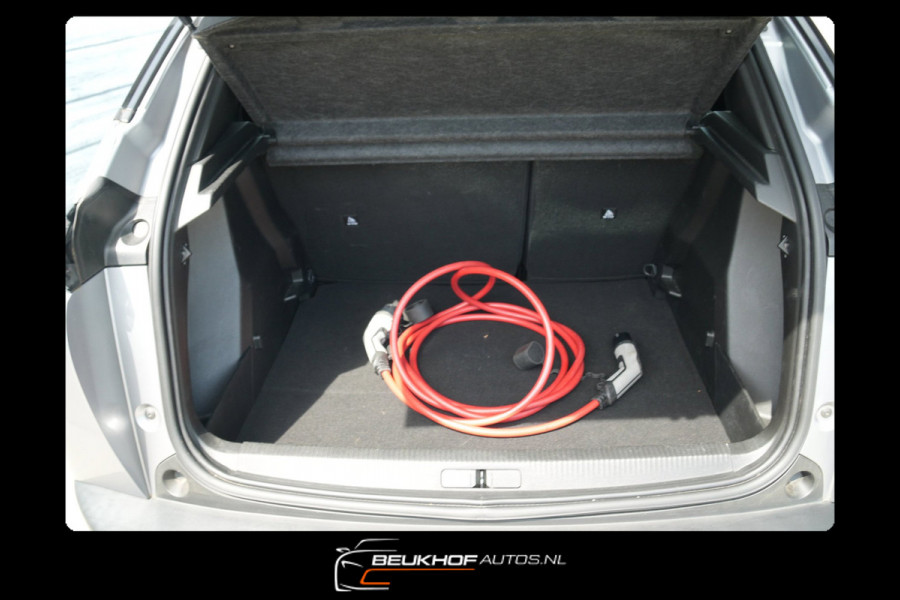 Peugeot e-2008 EV Active 50 kWh Carplay Navigatie Soh 92.6%