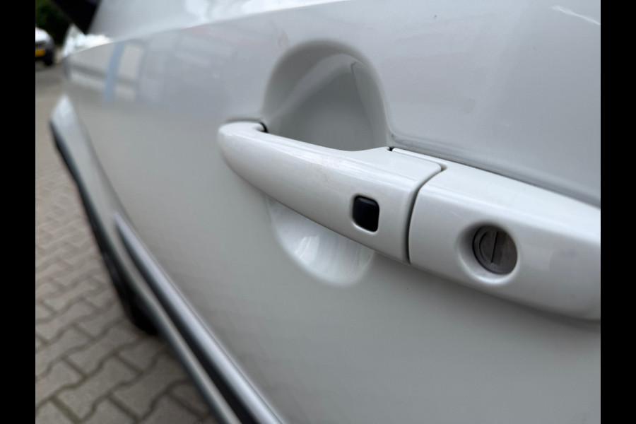 Suzuki Ignis 1.2 Smart Hybrid Stijl (BOVAG/RIJKLAARPRIJS)