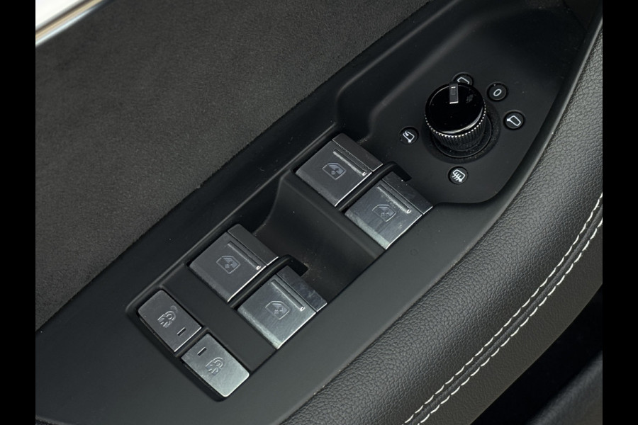 Audi A6 Limousine 55 TFSI e quattro | RS stoelen | Trekhaak | Matrix | 360 | Sfeerverlichting | 20 inch | Carplay | Magnetic Ride