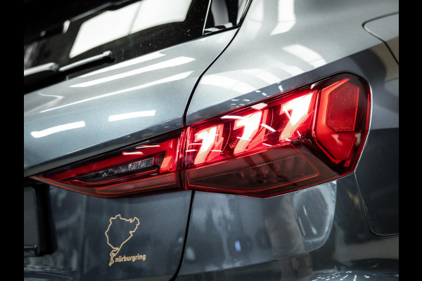 Audi RS3 Sportback 2.5 TFSI S tronic quattro Sportback Hulk uitvoering|carbonpack|Ceramische remmen|