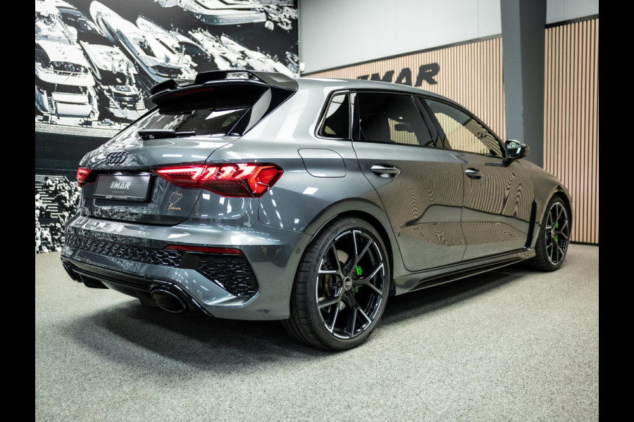Audi RS3 Sportback 2.5 TFSI S tronic quattro Sportback Hulk uitvoering|carbonpack|Ceramische remmen|