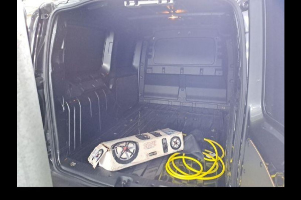 Ford Transit Connect 1.5 EcoBoost PHEV L2 Trend 150pk | Actieradius elektriciteit 115km