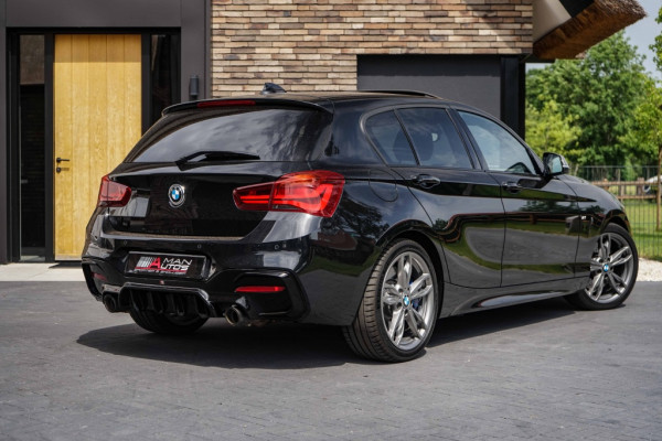 BMW 1-serie M140i xDrive Special Edition Akrapovic
