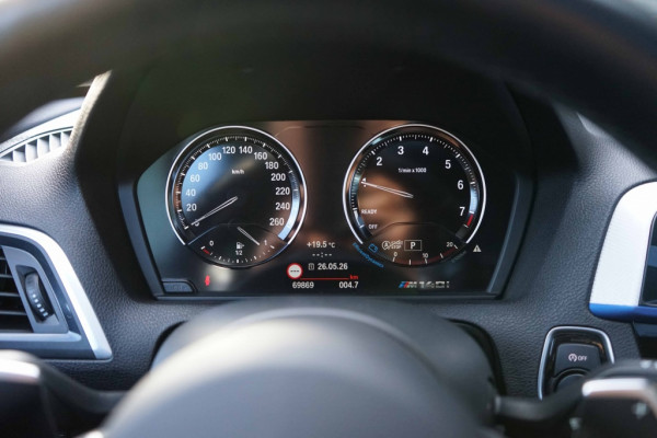 BMW 1-serie M140i xDrive Special Edition Akrapovic