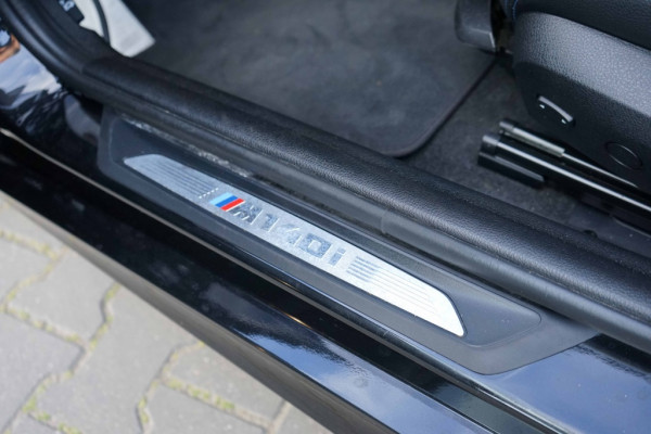 BMW 1-serie M140i xDrive Special Edition Akrapovic