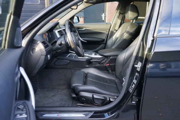 BMW 1-serie M140i xDrive Special Edition Akrapovic