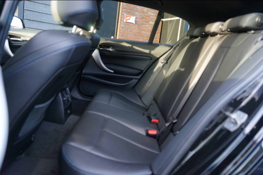 BMW 1-serie M140i xDrive Special Edition Akrapovic