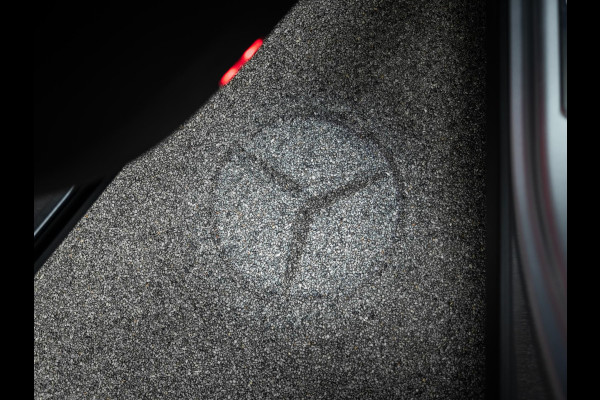 Mercedes-Benz GLA 250 e Business Solution AMG