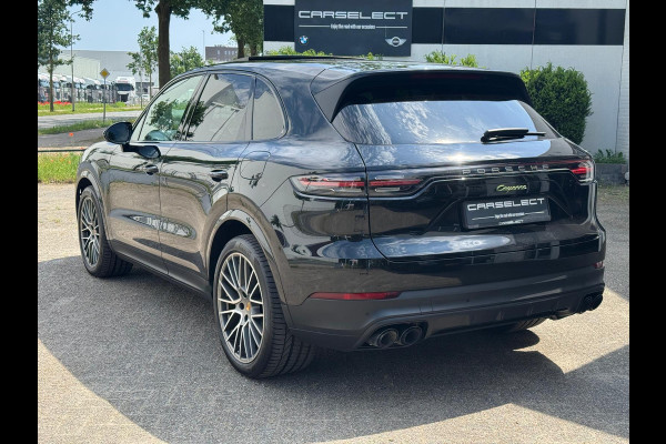 Porsche Cayenne 3.0 E-Hybrid Platinum Edition | PANORAMADAK | TREKHAAK | BOSE | LUCHTVERING |