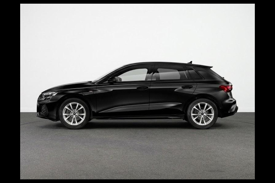 Audi A3 Sportback S edition 40 TFSI e | Comfortpakket plus | Achteruitrijcamera | Optiekpakket zwart plus | Trekhaak |