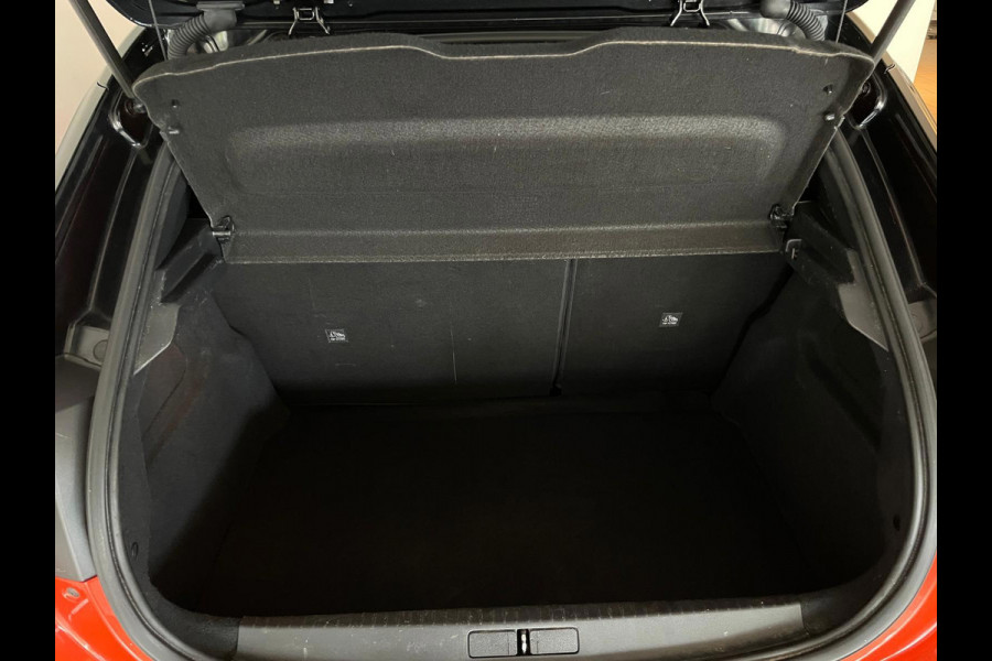 Opel Corsa 1.2 GS Line AUTOMAAT PANO LEDER STOELMASSAGE STOELVERWARMING APPLE CARPLAY AUT.AIRCO