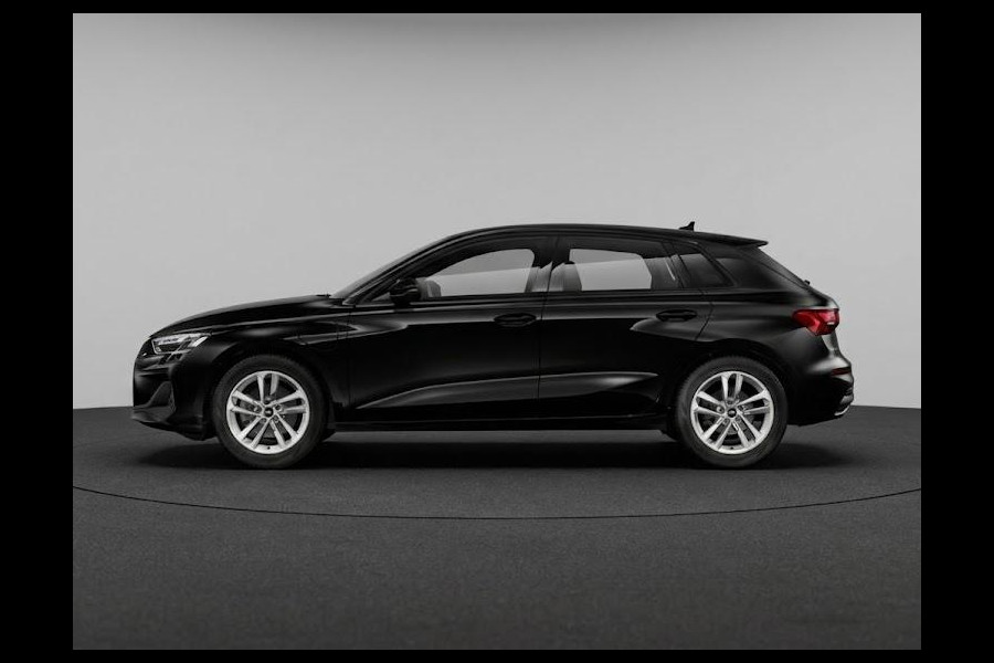 Audi A3 Sportback Pro Line 40 TFSI e 204 pk | Afgevlakt sportstuur | Achteruitrijcamera | Dynamisch led verlichting |