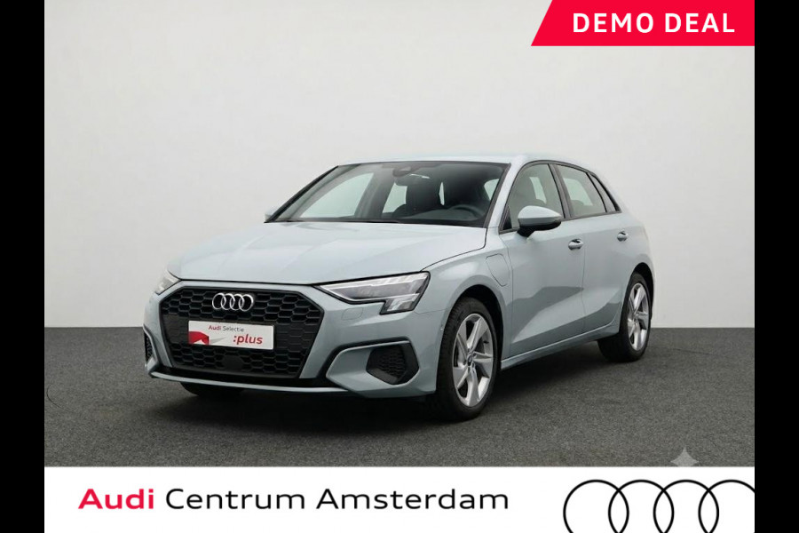 Audi A3 Sportback 40 TFSI e S edition 204pk | Private Lease € 718,00 per maand* | Navigatie | Parkeercamera | Navigatie | S-line interieur | Verlengde garantie |