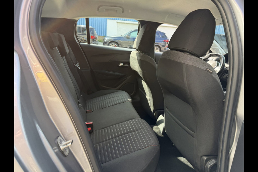 Peugeot 208 1.2 PureTech Active Pack - Navigatie/Apple CarPlay I Airco I Sport velgen I LED I PDC I Dealer onderhouden