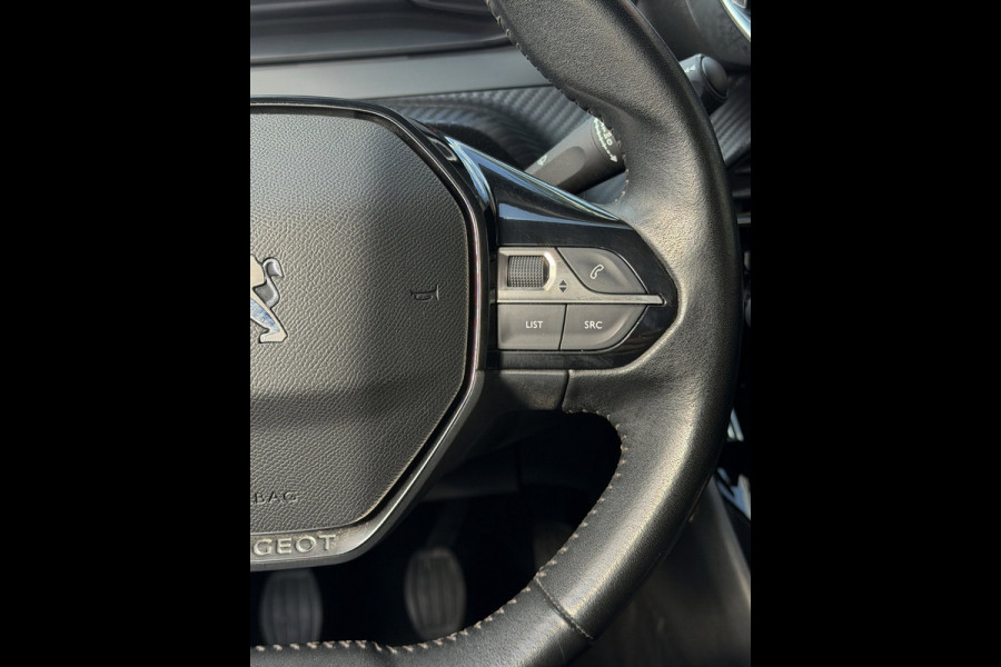 Peugeot 208 1.2 PureTech Active Pack - Navigatie/Apple CarPlay I Airco I Sport velgen I LED I PDC I Dealer onderhouden