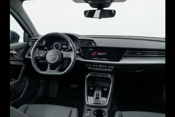 Audi A3 Sportback Pro Line 40 TFSI e 204 pk | afgevlakt sportstuur | achteruitrijcamera | dynamisch led verlichting |