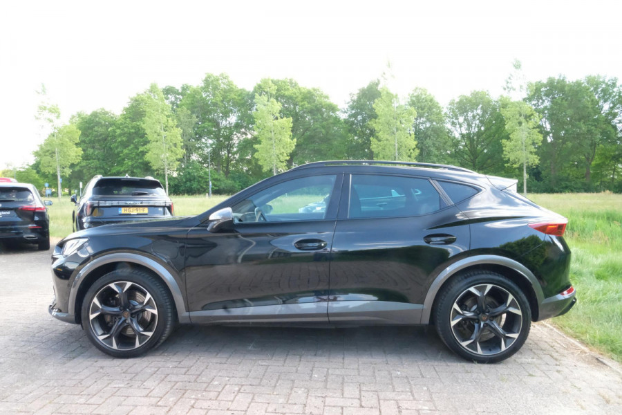 CUPRA Formentor 1.4 e-Hybrid VZ Performance 245 PK | Wegklapbare trekhaak | Elek. klep | Stuur & Stoelverwarming | Camera | Adaptive cruise control | Memory seats
